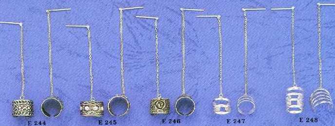 silverearrings 244-248.jpg (28394 bytes)